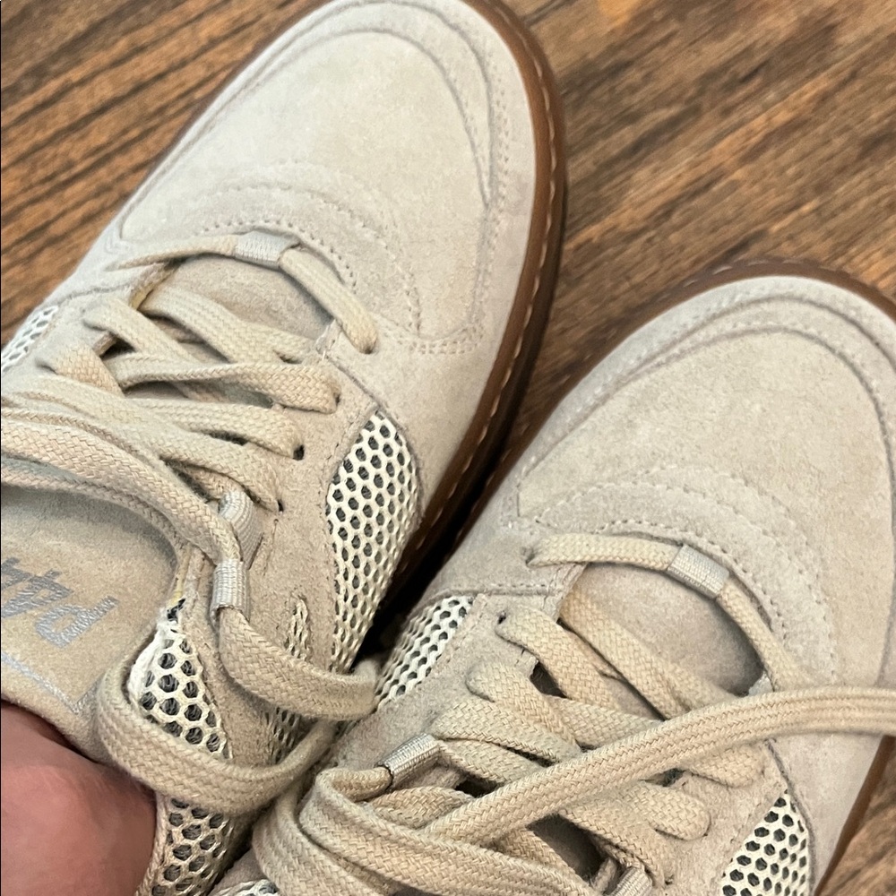 NEW P448 Beige Suede Sneakers - Picture 11 of 11